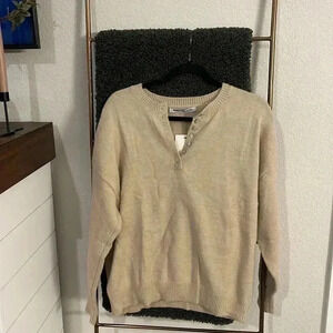 NWT‎ Cream Sweater With Buttons
